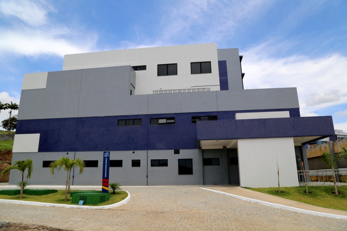 Rodrigo Valadares se soma à luta para garantir o funcionamento da maternidade do Hospital Universitário (Foto: Schirlene Reis/ Ascom UFS)