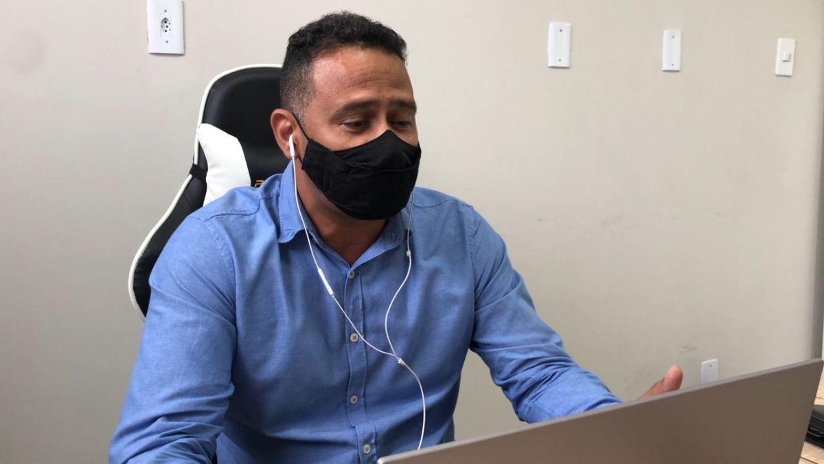 Vereador Byron chama a atenção do Governo do Estado para a acessibilidade no trecho inaugurado da Orla Sul (Foto: Assessoria Sargento Byron)