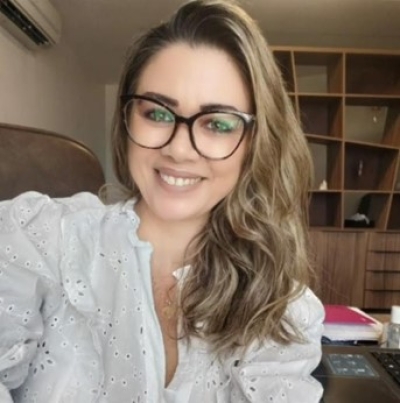 Professora Jacqueline Caldeiras, coordenadora da Clínica de Psicologia da Unit (Foto: Assessoria de Imprensa Unit)