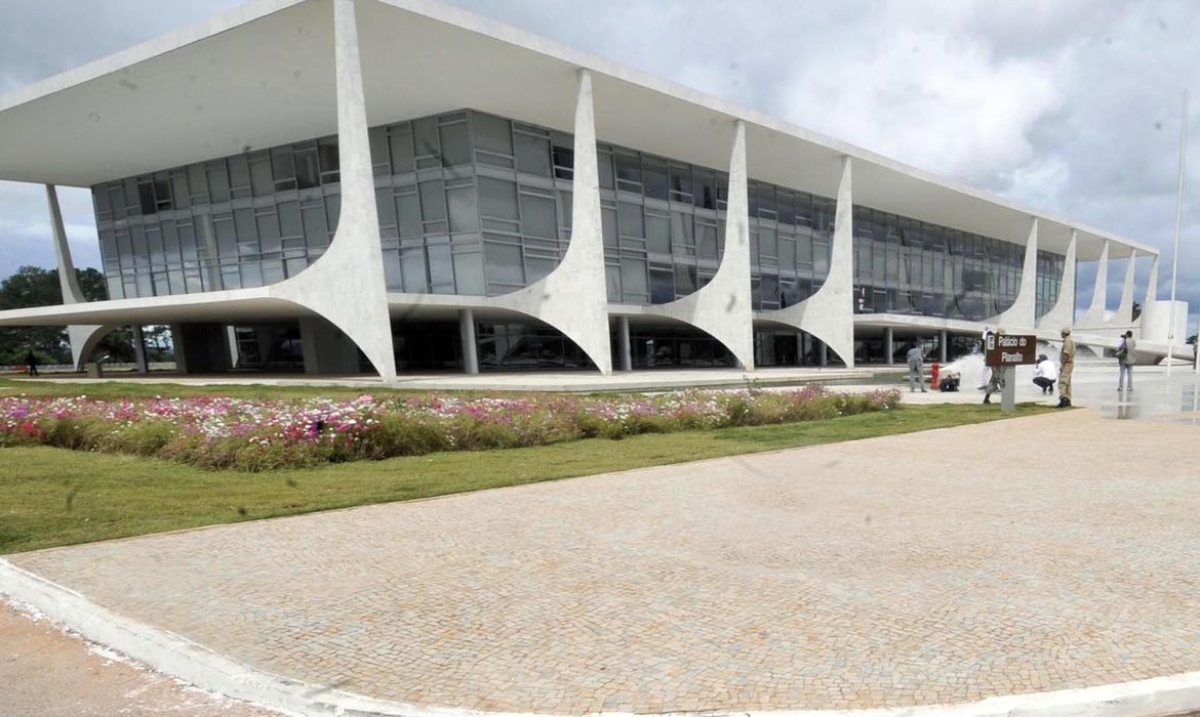 Bolsonaro sanciona lei com mudanças nos critérios de pagamento do BPC (Foto: José Cruz/ Agência Brasil)