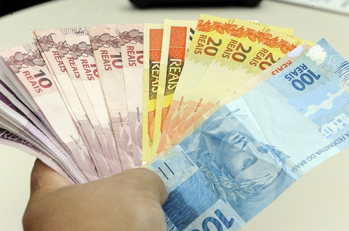 Norma dispensa exigência de documentos de regularidade fiscal para contratação ou renegociação de empréstimos (Foto: Waldemir Barreto/ Agência Senado)
