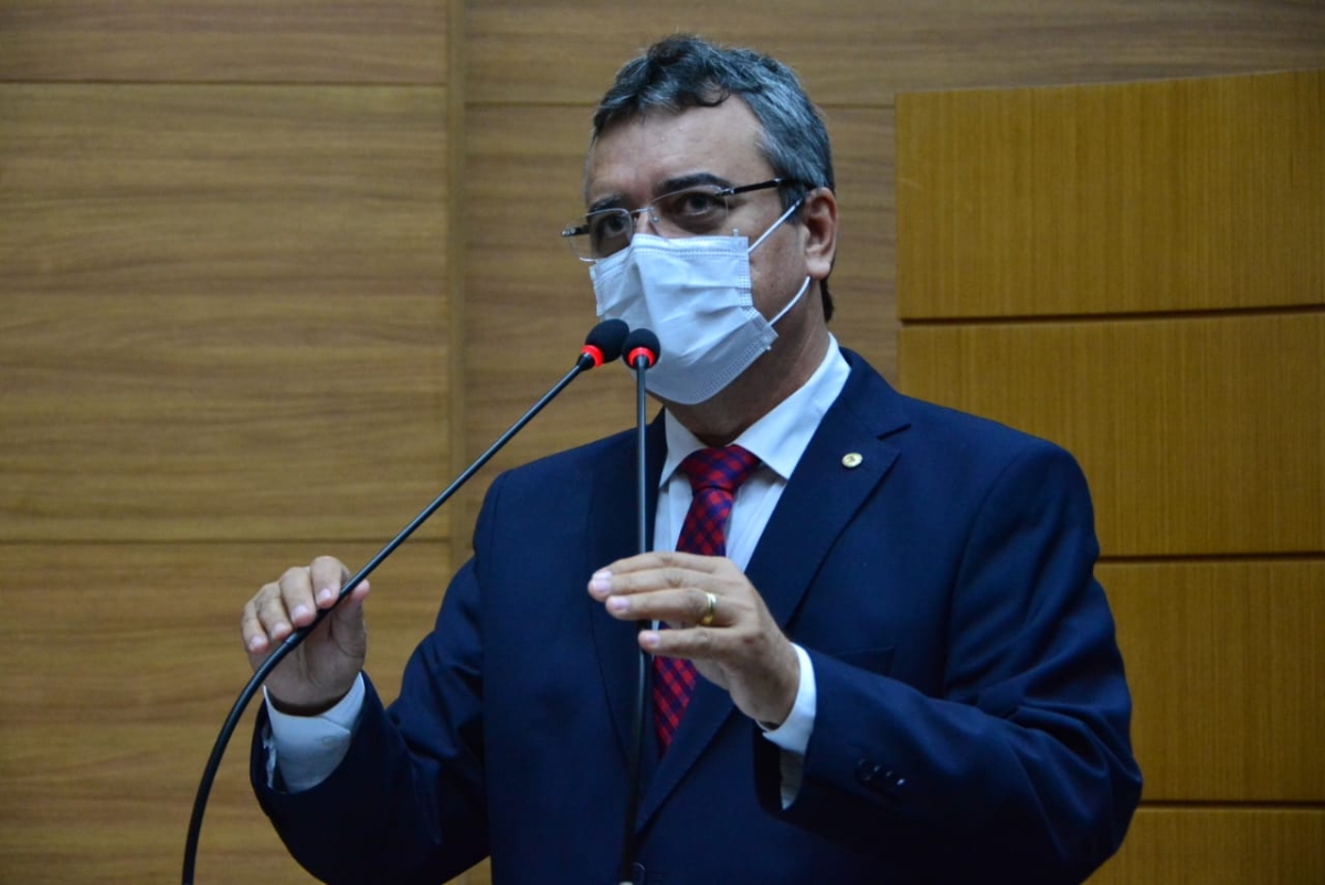Luciano Pimentel destaca 87 anos do Sindicato dos Bancários de Sergipe (Foto: Jadilson Simões)