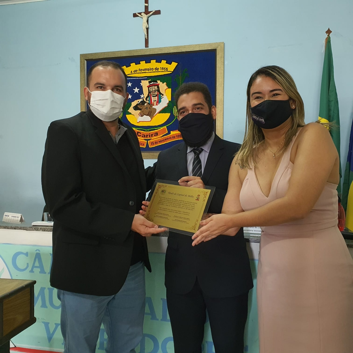 Kitty Lima entrega a Carira o título de "Capital Sergipana do Milho" (Foto: Assessoria Kitty Lima)