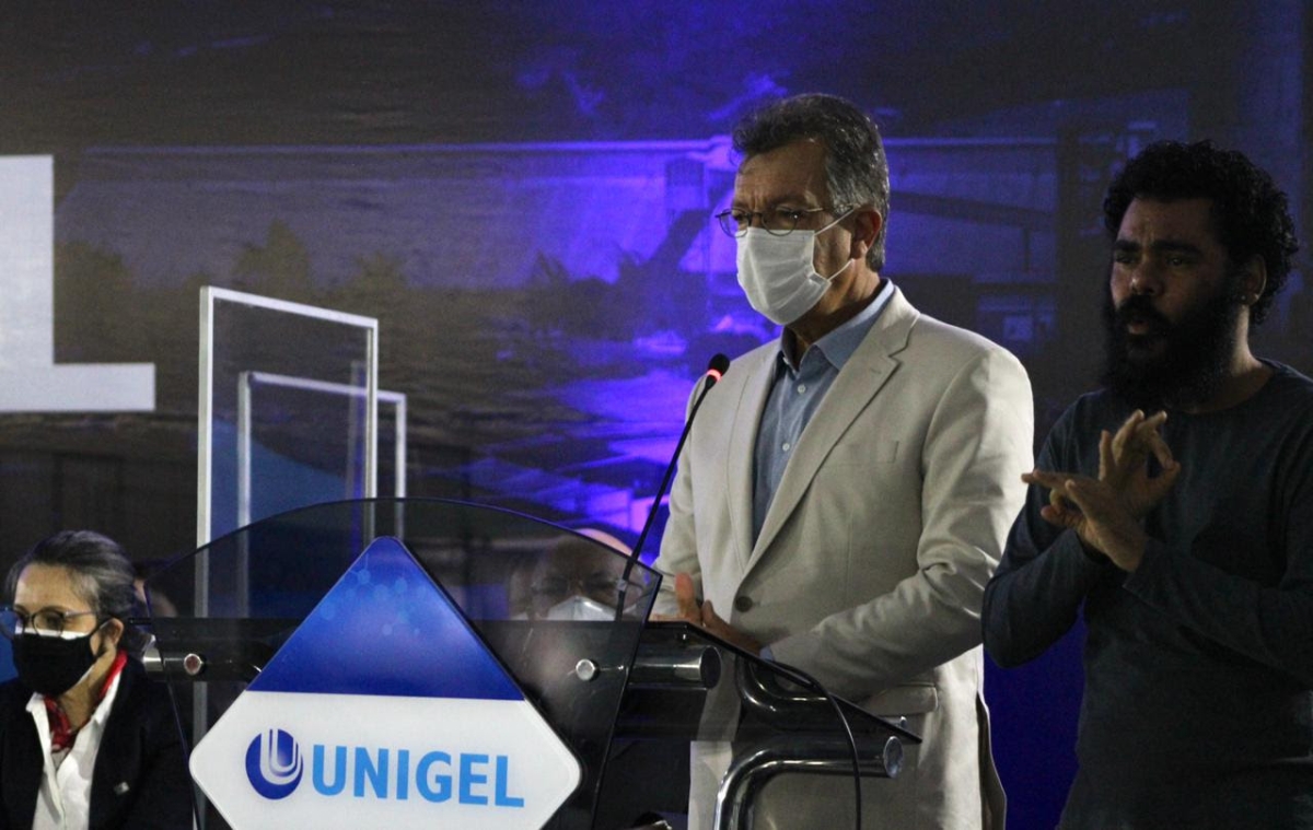 Laércio Oliveira vislumbra cenário positivo para o desenvolvimento do Estado (Foto: Site Laércio Oliveira)