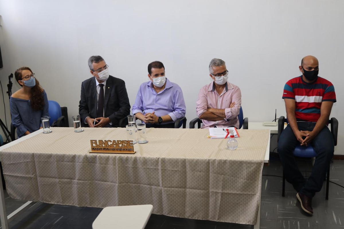 Luciano Pimentel assina emendas para associações culturais de Aquidabã (Foto: Assessoria Luciano Pimentel)