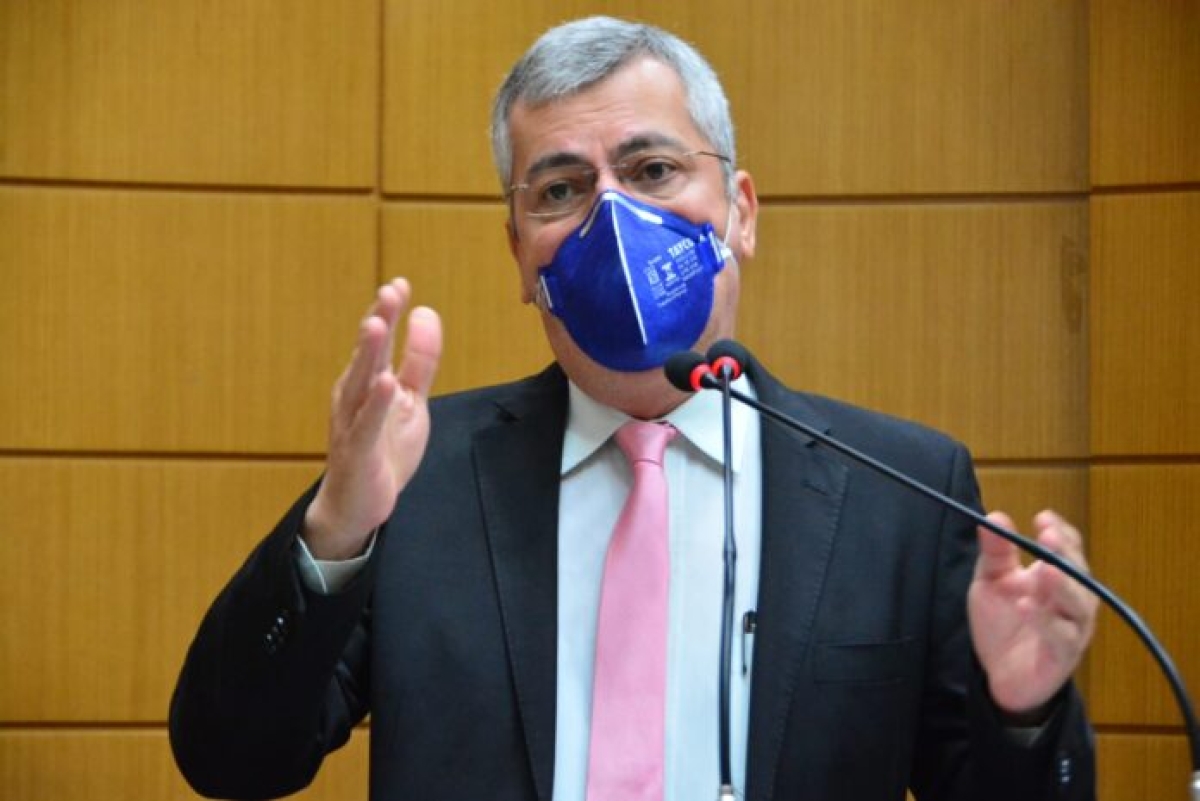Iran Barbosa denuncia "trem da alegria" na Secretaria da Educação, do Esporte e da Cultura (Foto: Site Iran Barbosa)