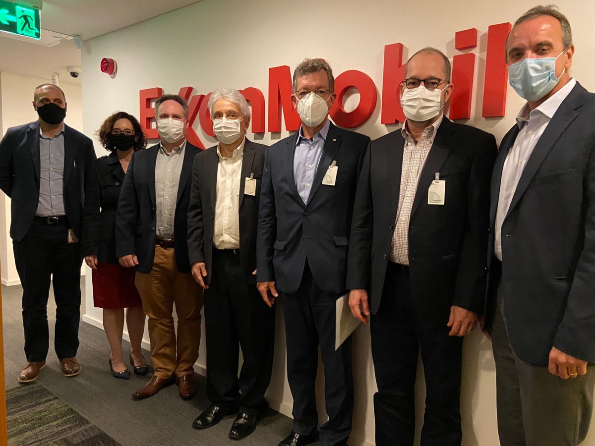 Laércio Oliveira debate investimentos em Petróleo e Gás com Governo do RJ, IBP e ExxonMobil (Foto: Site Laércio Oliveira)