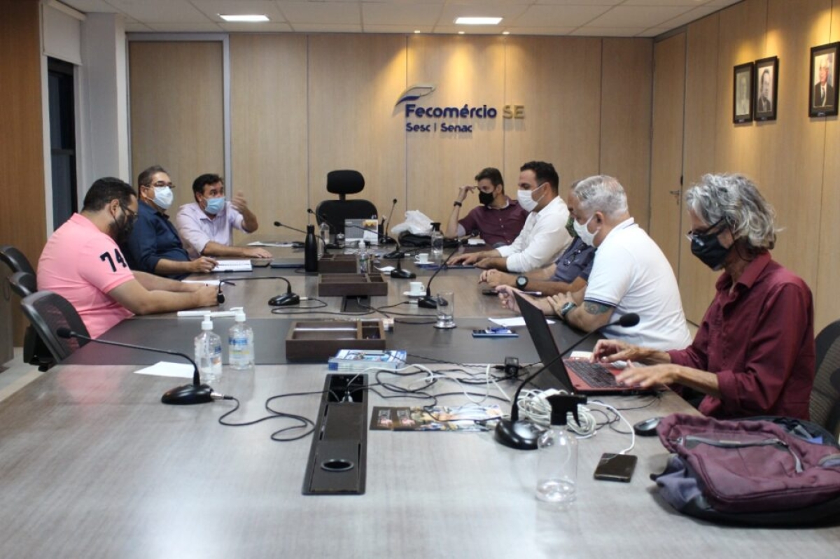 Setor produtivo discute realização da Semana do Pescado (Foto: James Santos/ Fecomércio/SE)