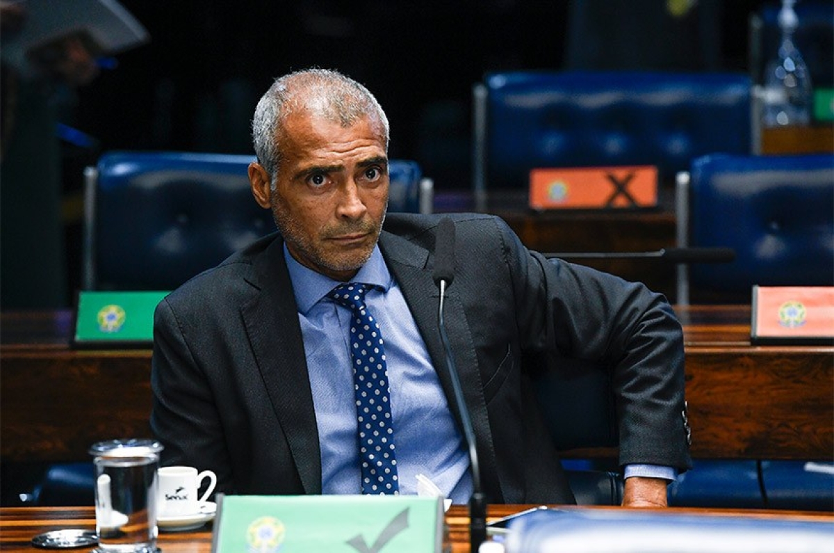 Relator da matéria, Romário disse que a resolução revogada é inconstitucional e viola direitos adquiridos de empregados (Foto: Jefferson Rudy/ Agência Senado)