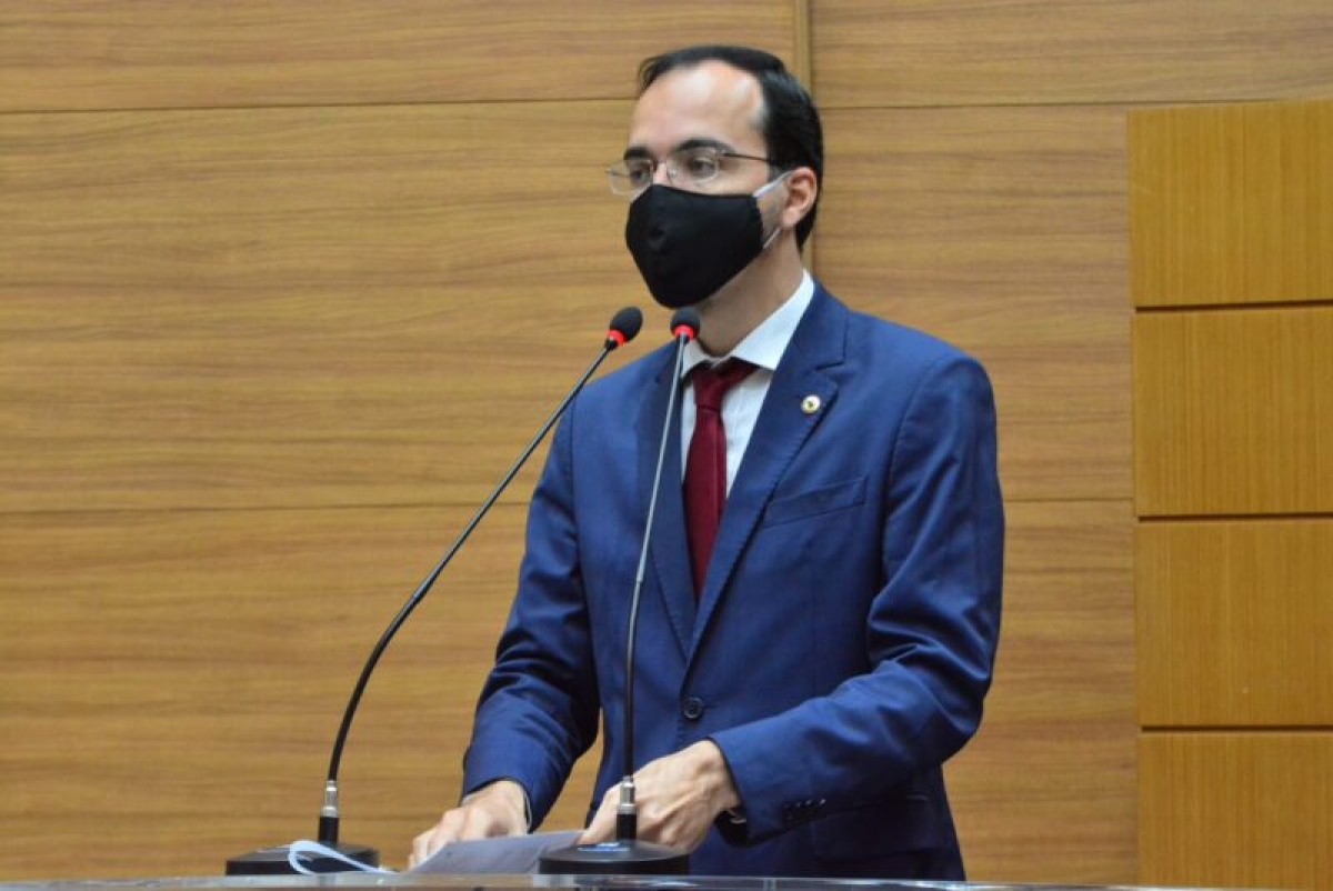 Georgeo Passos avalia que aumento da gasolina vem da arrecadação do PMPF (Foto: Jadilson Simões/ Alese)