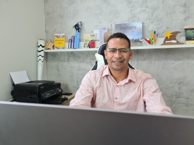Sargento Byron cobra atendimento pediátrico na UBS João Bezerra (Foto: Assessoria Sargento Byron)