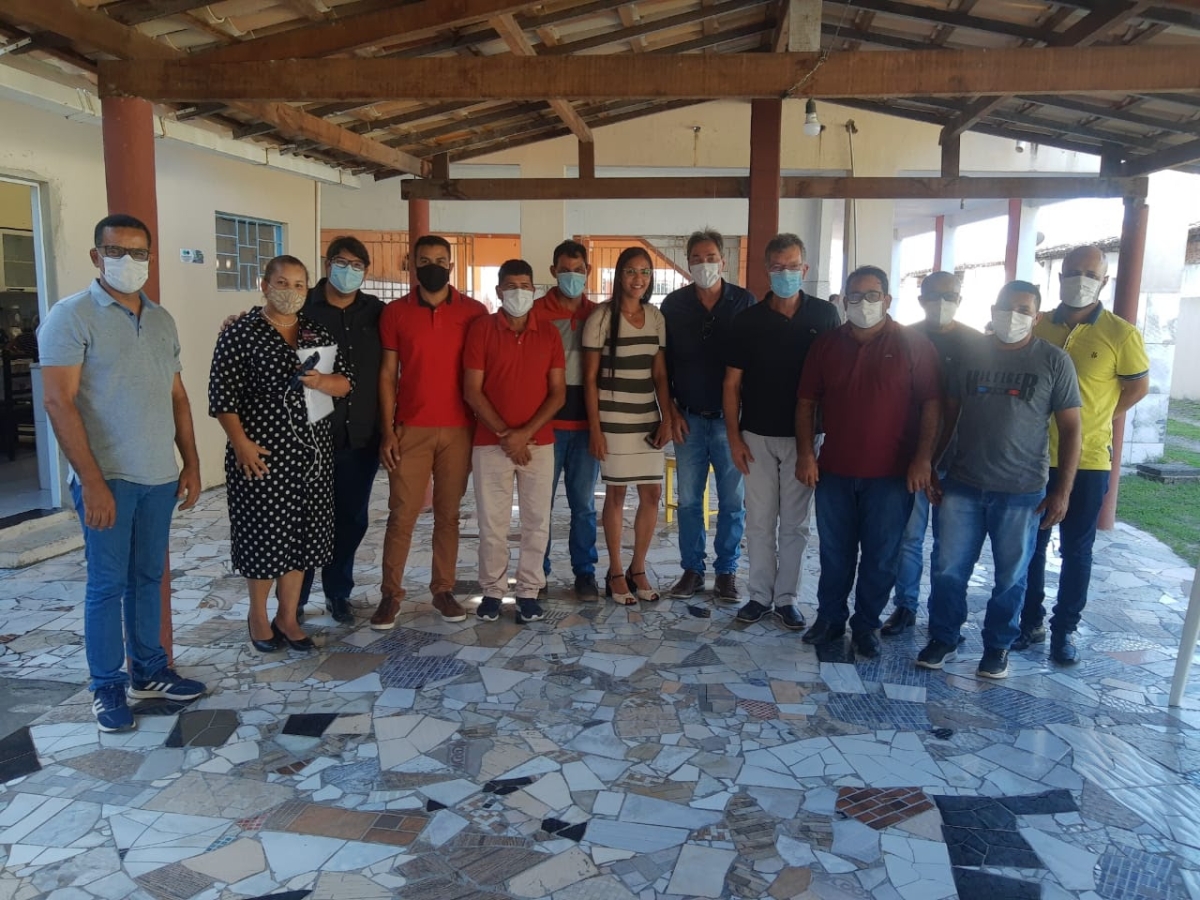 "O mandato de Laércio projeta Sergipe para o Brasil", afirmou o prefeito de Indiaroba (Foto: Site Laércio Oliveira)