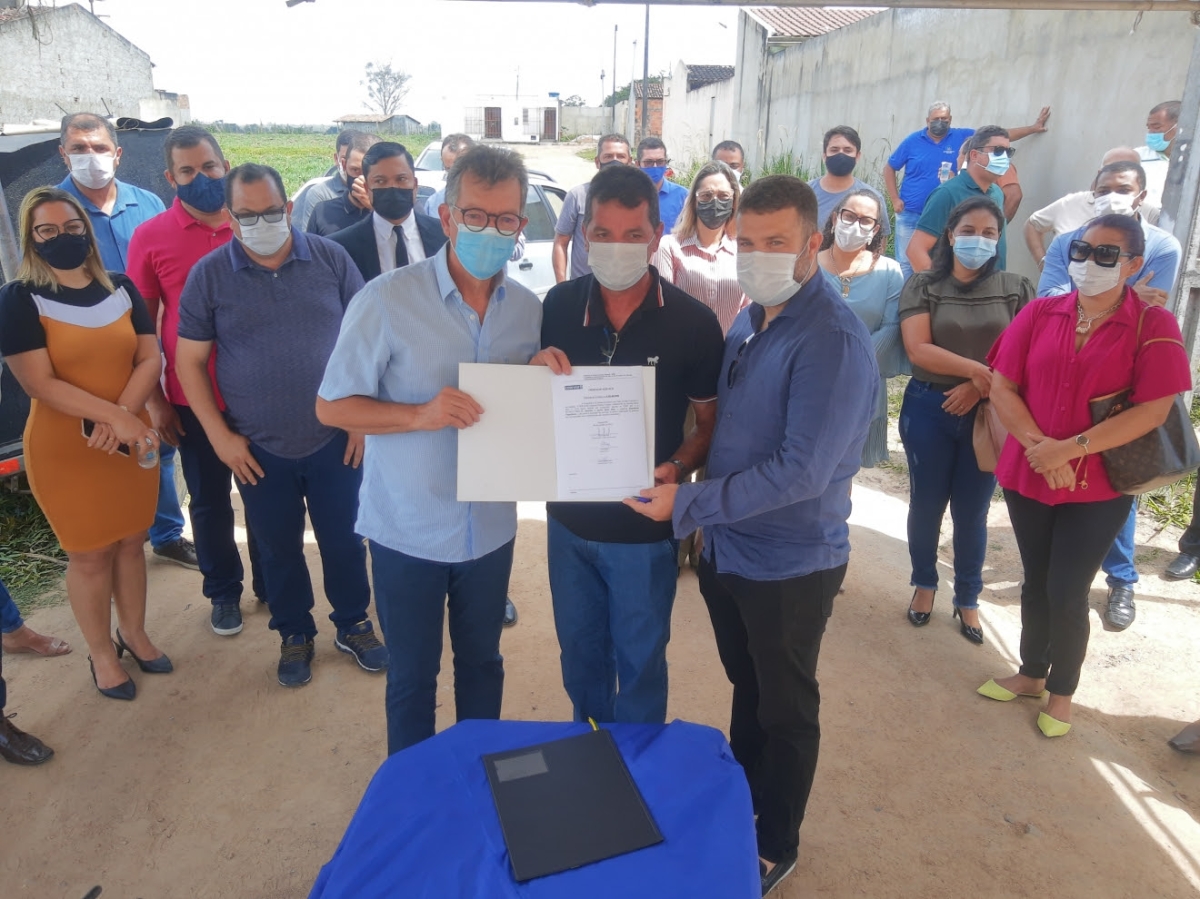 Bairro e povoados de Boquim ganharão pavimentação com emenda de Laércio Oliveira (Foto: Site Laércio Oliveira)