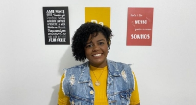 Flávia Karla Gonçalves, coordenadora do NAF da Unit e professora do curso de Ciências Contábeis da instituição de ensino (Foto: Assessoria de Imprensa Unit)