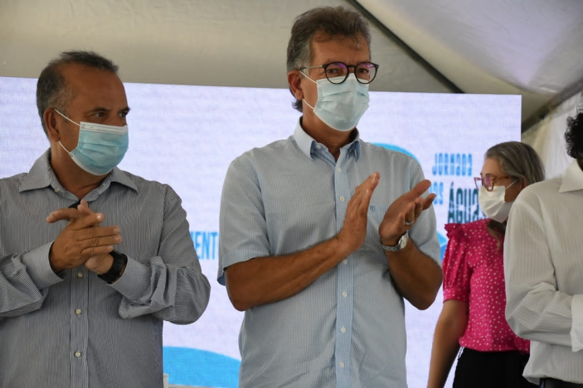Laércio Oliveira acompanha ministro Rogério Marinho durante Jornada das Águas em Sergipe (Foto: Site Laércio Oliveira)