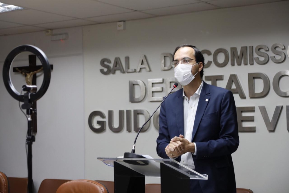 Georgeo Passos propõe que Governo compre cestas básicas ao invés de destinar dinheiro do orçamento 2022 para Consórcio do Nordeste (Foto: Site Georgeo Passos)