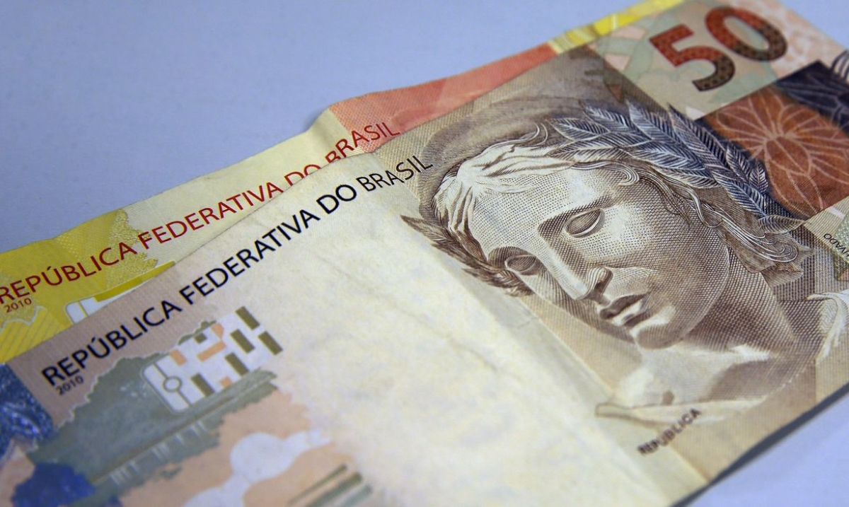 Trabalhadores nascidos em abril podem sacar auxílio emergencial (Foto: Marcello Casal Jr/ Agência Brasil)