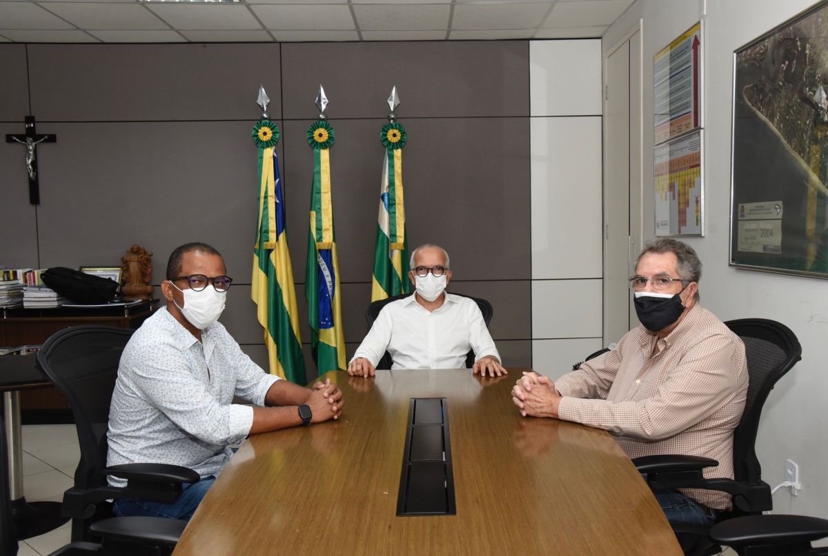 Nova avenida receberá o nome do conselheiro aposentado Reinaldo Moura (Foto: Ana Lícia Menezes/ PMA)