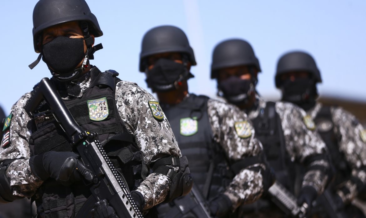 Cerimônia de entrega de itens de segurança para 23 estados e o Distrito Federal (Foto: Marcelo Camargo/ Agência Brasil)