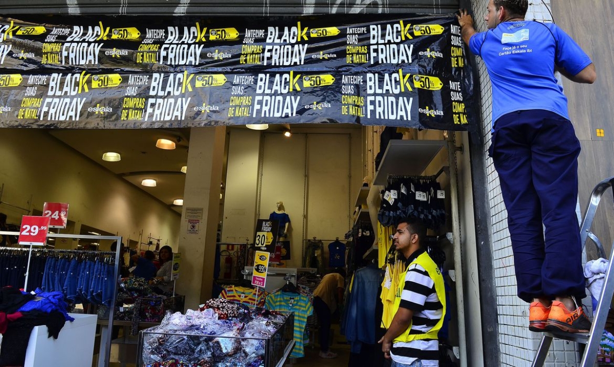 Vendas na Black Friday devem cair pela primeira vez em cinco anos (Foto de arquivo: Rovena Rosa/ Agência Brasil)