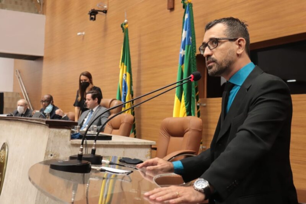 Lucio Rocha defendeu que o não vacinado está sendo tratada como um leproso, como um judeu na época de Hitler (Foto: Jadilson Simões/ Alese)