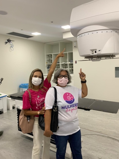 "A retomada da radioterapia no Cirurgia é um avanço na oncologia do SUS em Sergipe", afirma Sheyla Galba (Foto: Assessoria Sheyla Galba)