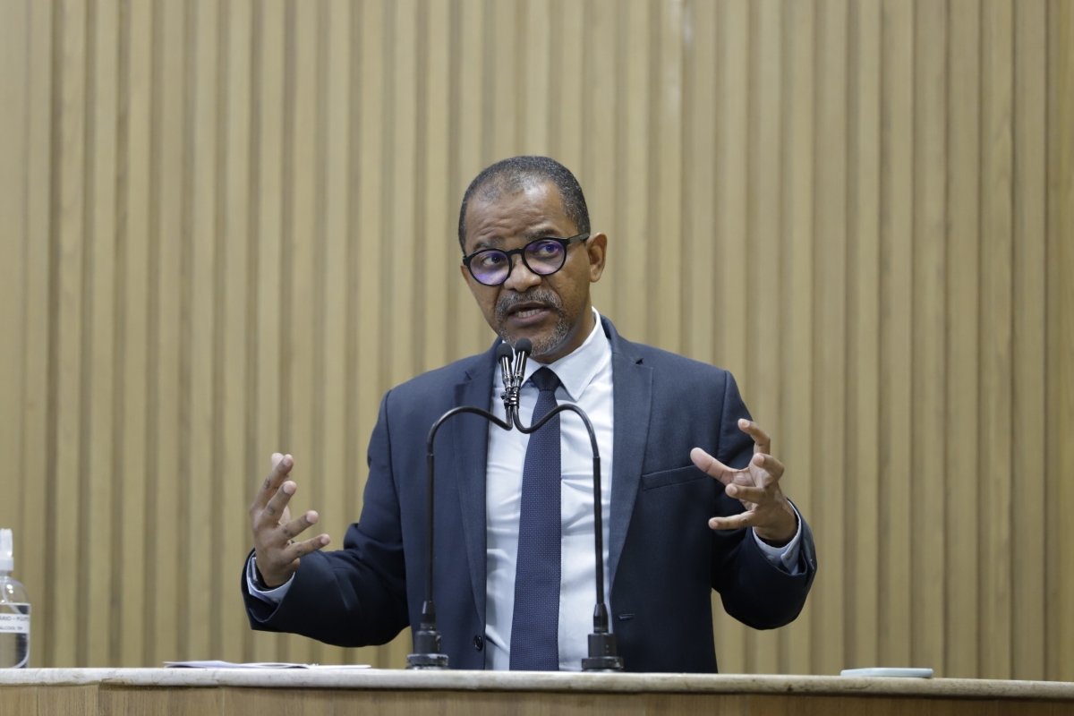 Professor Bittencourt apresenta Projeto de Lei que exige passaporte vacinal em Aracaju (Foto: Assessoria Professor Bittencourt)