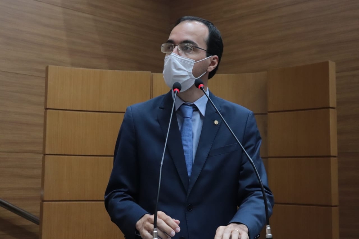 Georgeo Passos: "o prefeito poderia construir em outro local e preservar reserva de mangaba existente na capital" (Foto: Jadilson Simões)