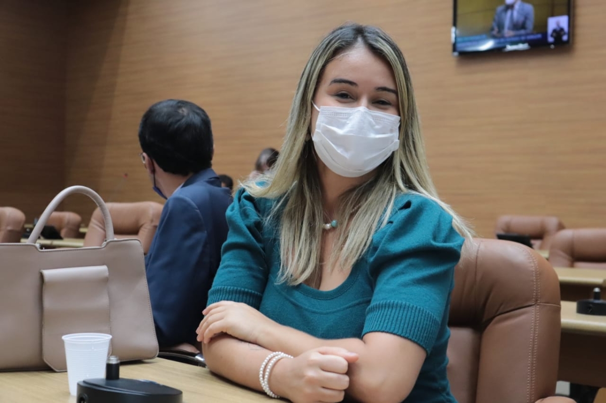 Provocada por Kitty Lima, Justiça dá 72 horas para Deso justificar aumento na conta de água (Foto: Assessoria Kitty Lima)