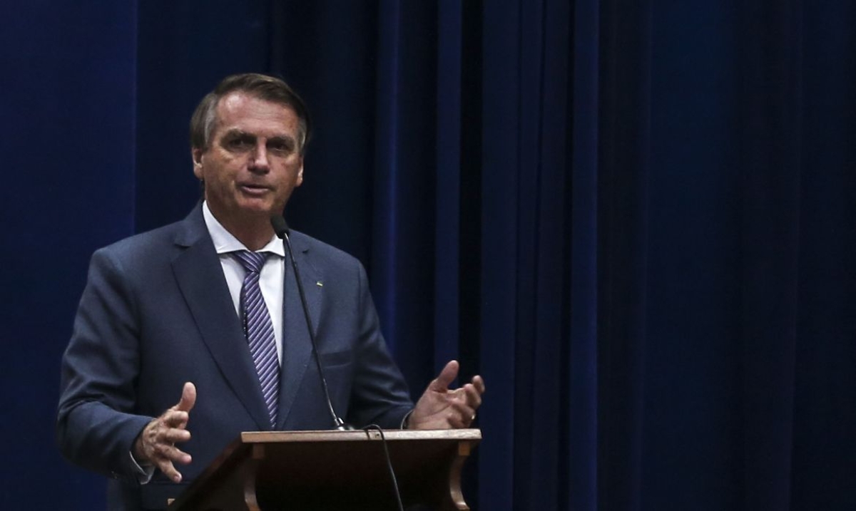 O presidente da República, Jair Bolsonaro participa do lançamento do modelo regulatório do Inmetro, no Auditório Dom João VI, da Imprensa Nacional (Foto: Antonio Cruz/ Agência Brasil)