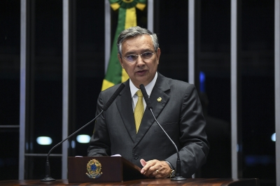 "Um país agrícola como o Brasil tem que buscar a autossuficiência de fertilizantes", afirma Eduardo Amorim (Foto: Assessoria Eduardo Amorim)