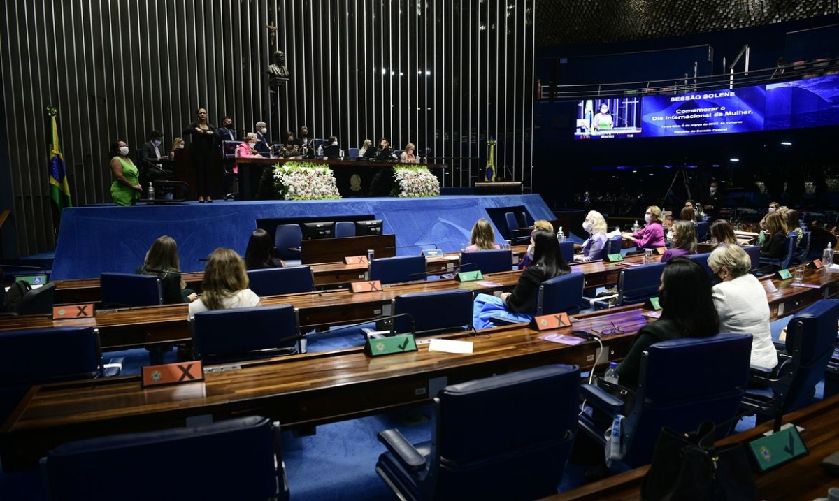 Plenário do Senado Federal durante sessão solene semipresencial do Congresso Nacional destinada a comemorar o Dia Internacional da Mulher (Foto: Pedro França/ Agência Senado)