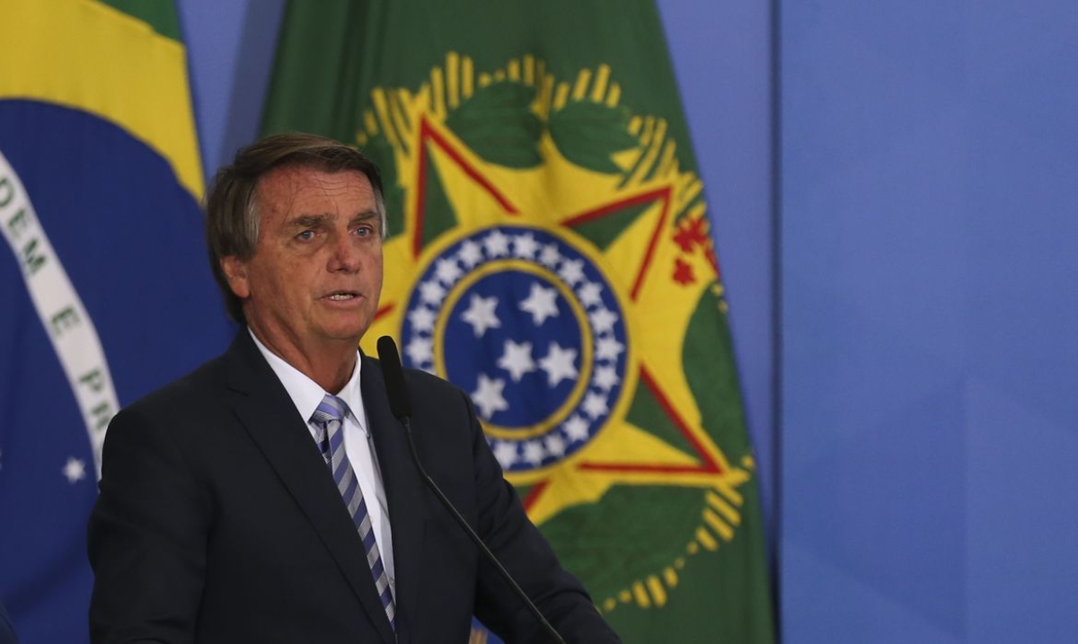 O presidente da República, Jair Messias Bolsonaro, participa da solenidade de lançamento do Plano Nacional de Fertilizantes, no Palácio do Planalto (Foto: José Cruz/ Agência Brasil)