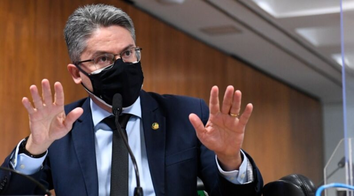 Senador Alessandro vai à Justiça contra exercício indevido de atividade político-partidária por conselheiro (Foto: Site Rita Oliveira)