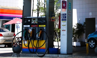 Troca de gasolina por etanol pode não ser vantajosa para o consumidor - Foto: Rovena Rosa/Agência Brasil