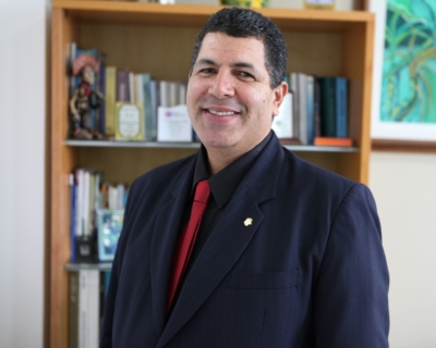 O vice-presidente do Grupo Tiradentes, Saumíneo Nascimento, analisa os resultados (Foto: Asscom Unit)