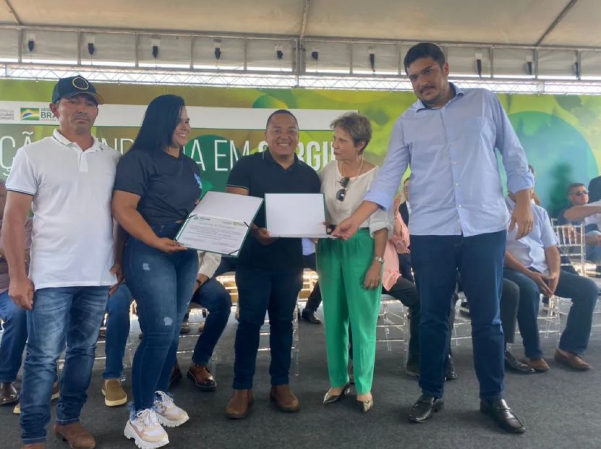 Ministra da Agricultura homenageia produtores assistidos pelo Agronordeste em Sergipe (Foto: Senar/SE)