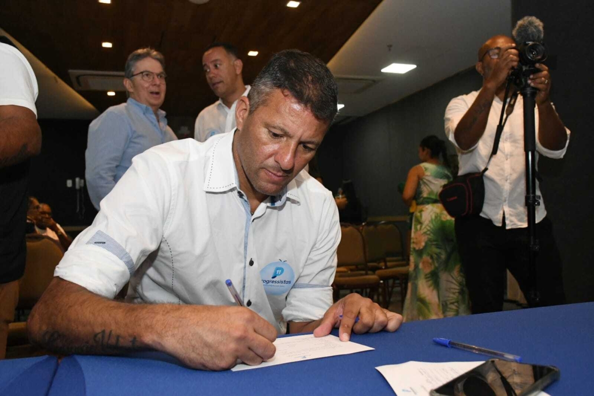 Washington Coração Valente se filia ao PP e anuncia pré-candidatura a deputado federal (Foto: Hugo Barbosa)