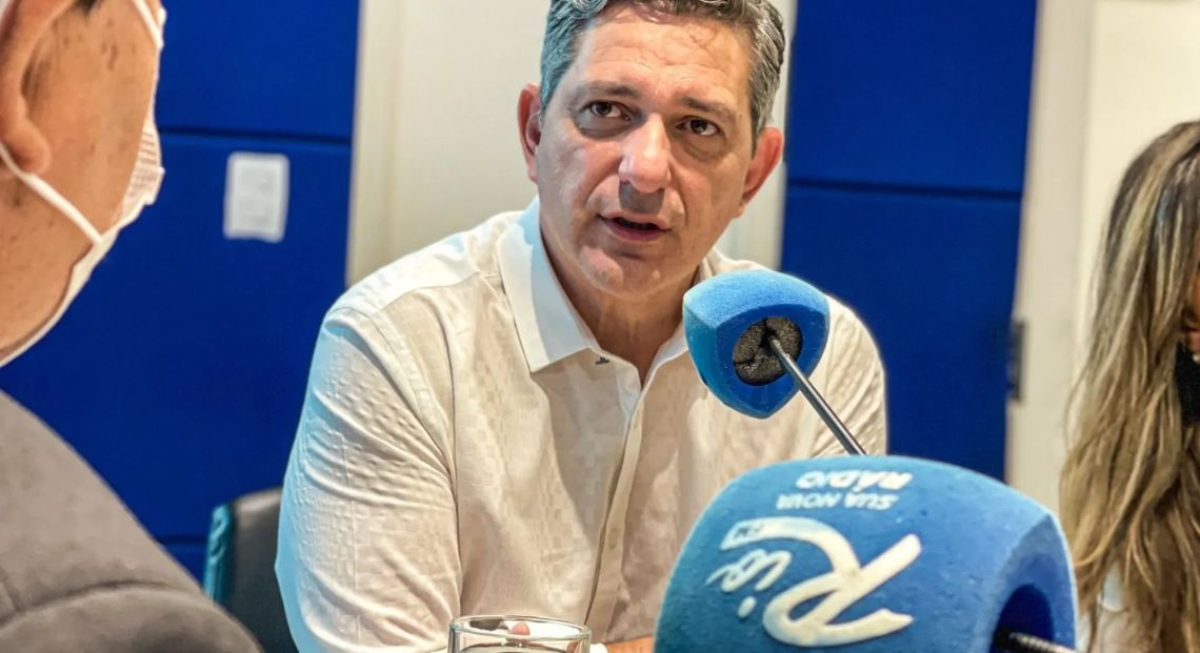 Rogério Carvalho diz que vai retomar o crescimento econômico do estado de Sergipe para gerar emprego e renda (Foto: Site Rogério Carvalho)