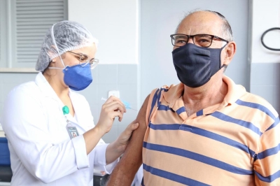 Saiba onde e quem pode se vacinar contra a influenza e sarampo em Aracaju (Fotos: Ascom SMS Aracaju)