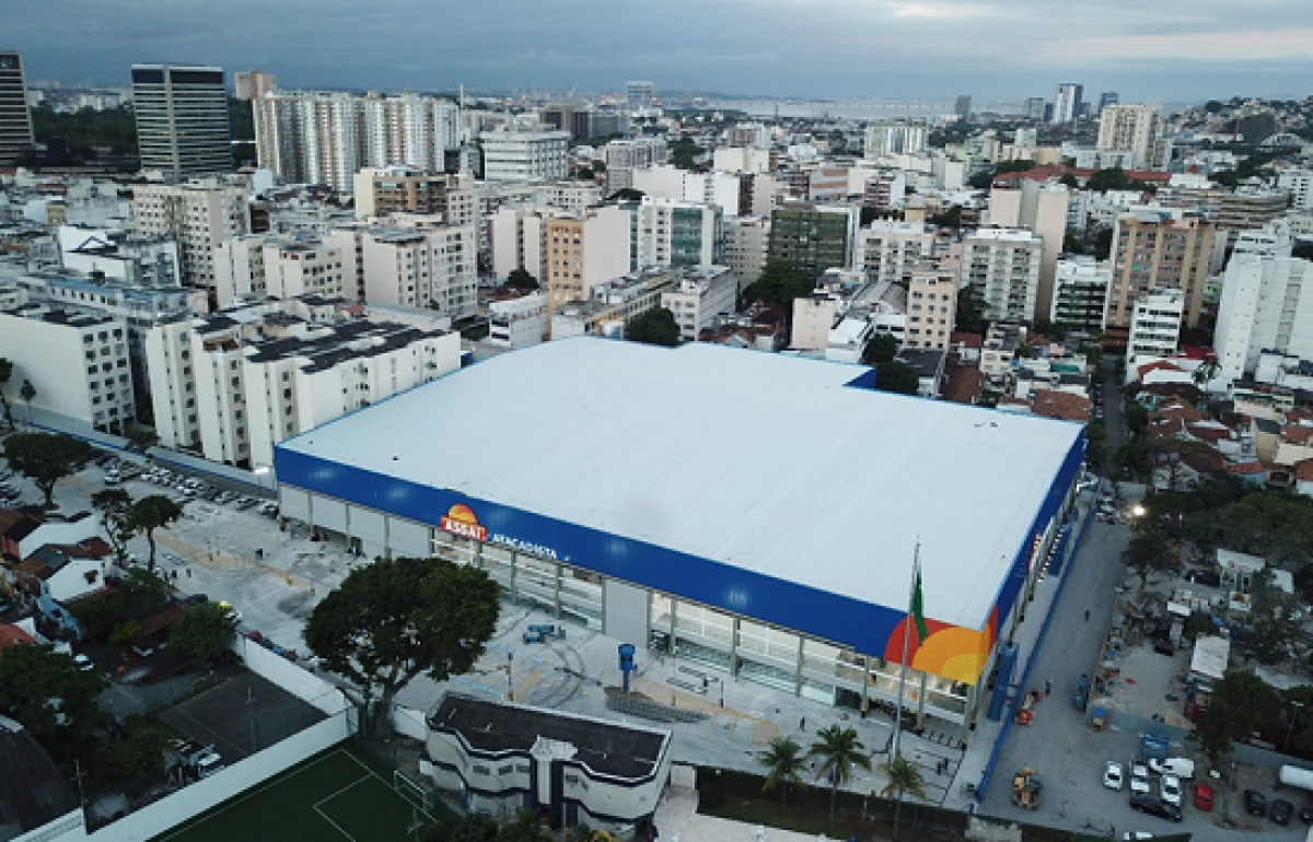Loja do Assaí no bairro Tijuca (RJ). Unidade foi convertida a partir de um Extra Hiper (Foto: Assaí Atacadista)