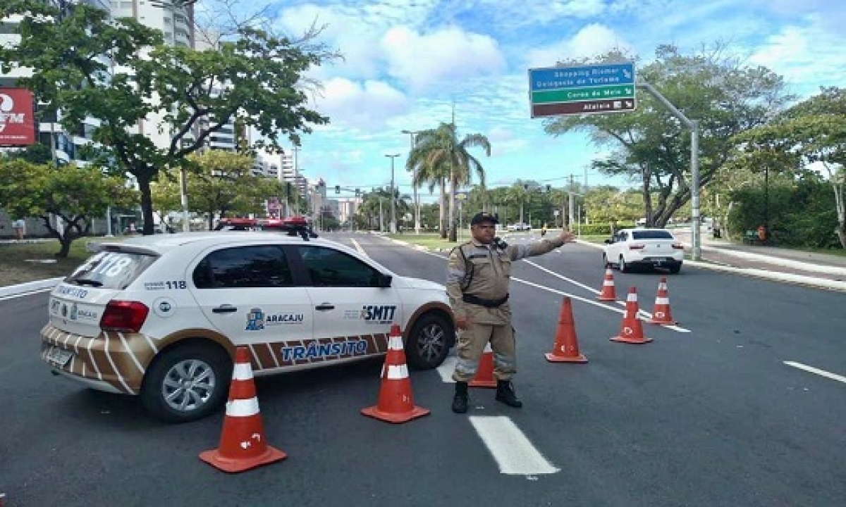 A interdição parcial das vias acontece das 15h às 20h (Foto: SMTT Aracaju)
