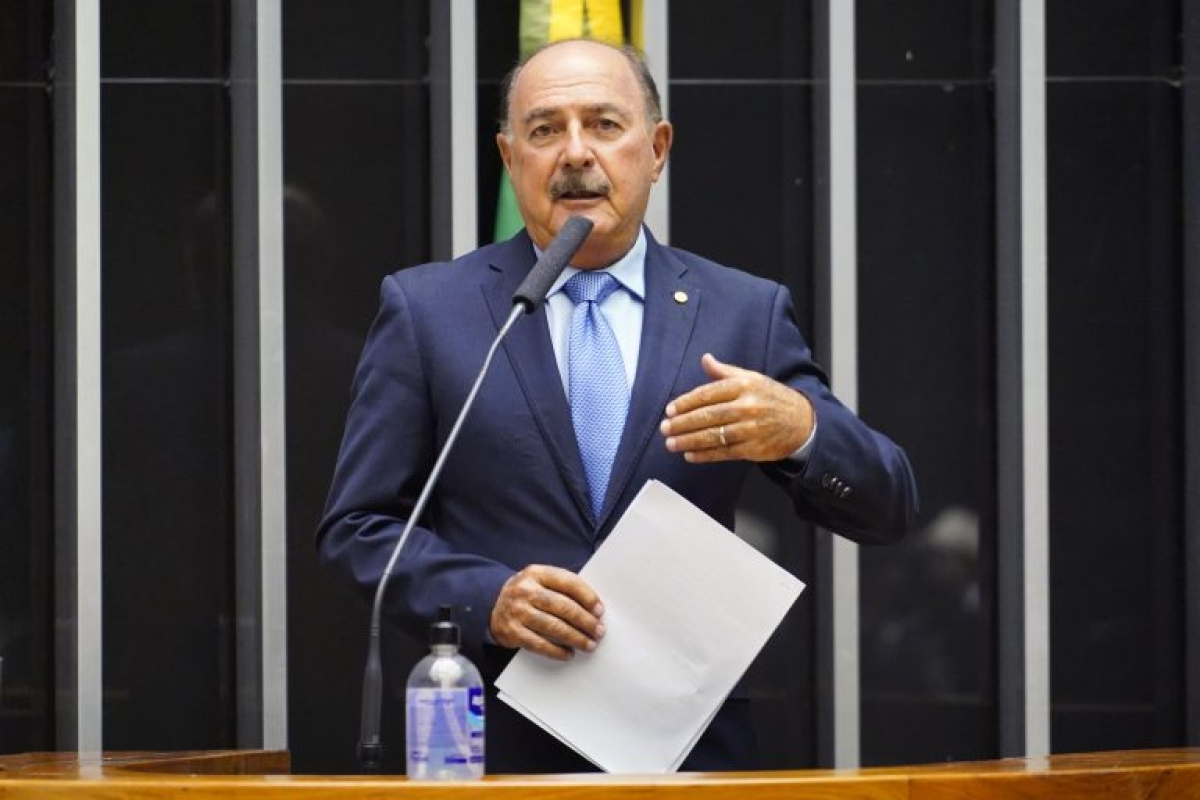 Calil: "A hipoglicemia grave pode causar até danos cerebrais" (Foto: Pablo Valadares/ Câmara dos Deputados)