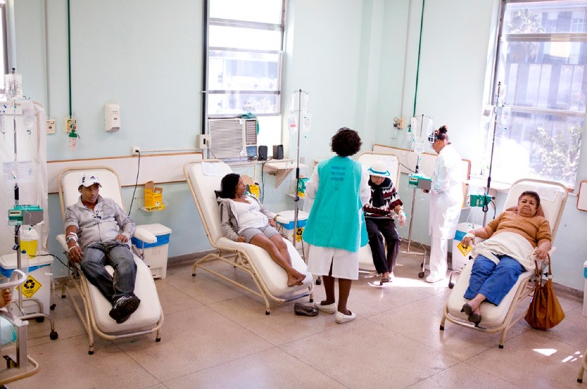 Pacientes em tratamento quimioterápico em hospital do Rio de Janeiro - Foto: Rogério Reis | Ministério da Saúde