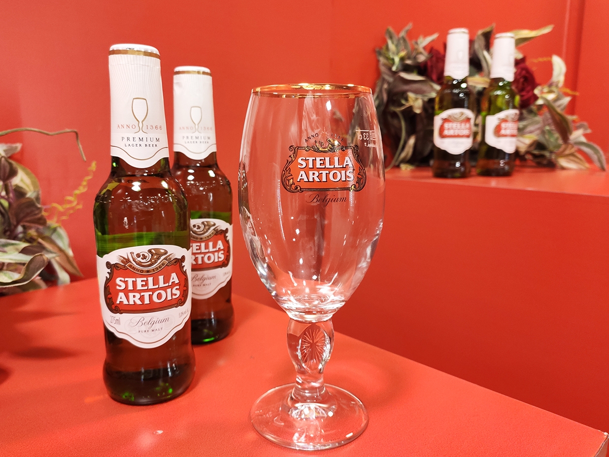 Compras a partir de 250 reais dão direito a 1 kit Stella Artois - Foto: Ascom Shopping Jardins
