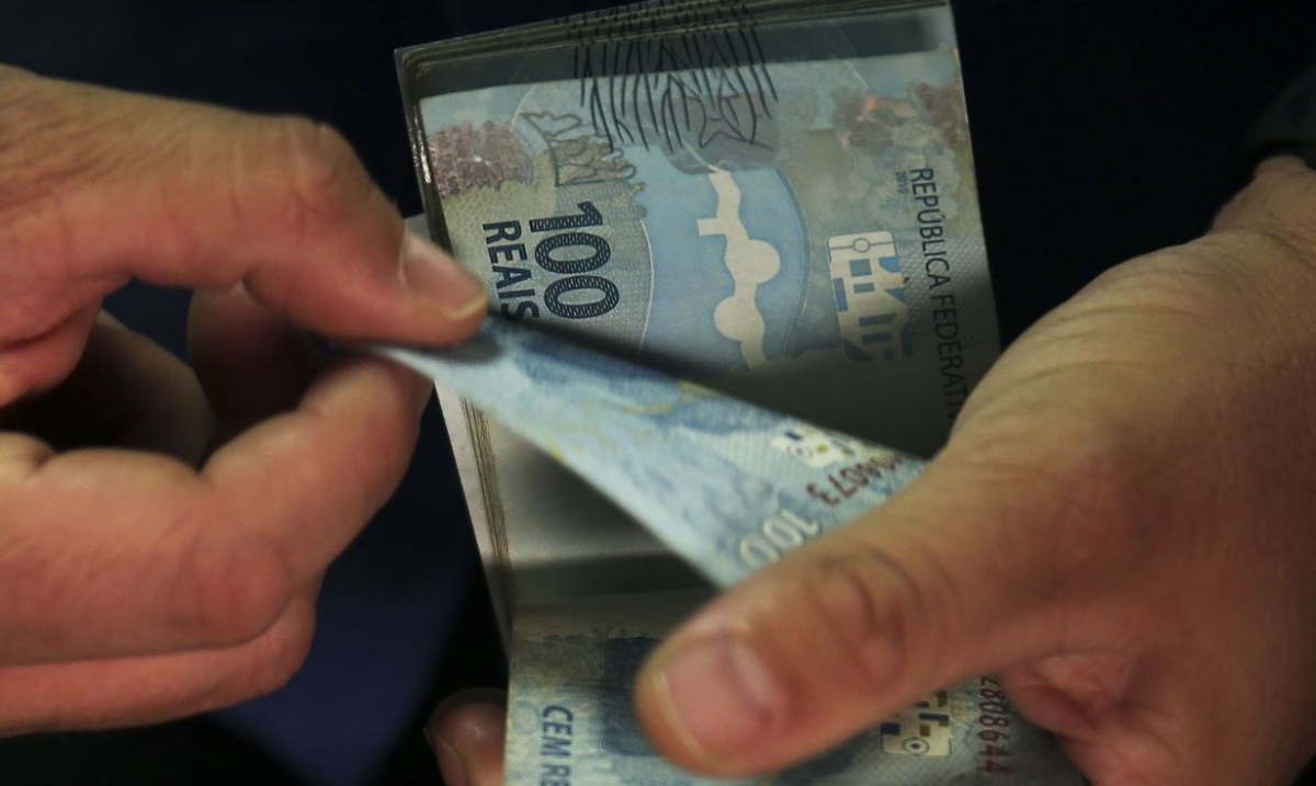 Segurados com NIS finais 5 e 0 recebem primeira parcela do 13º - Foto: José Cruz | Agência Brasil