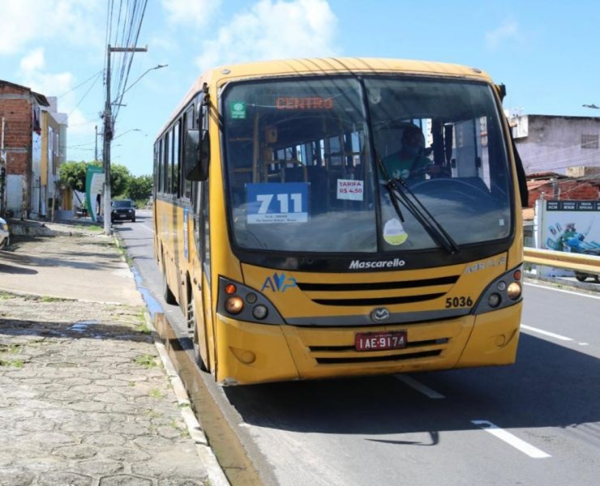Nova linha de ônibus começa a circular em Aracaju - Foto: SMTT Aracaju