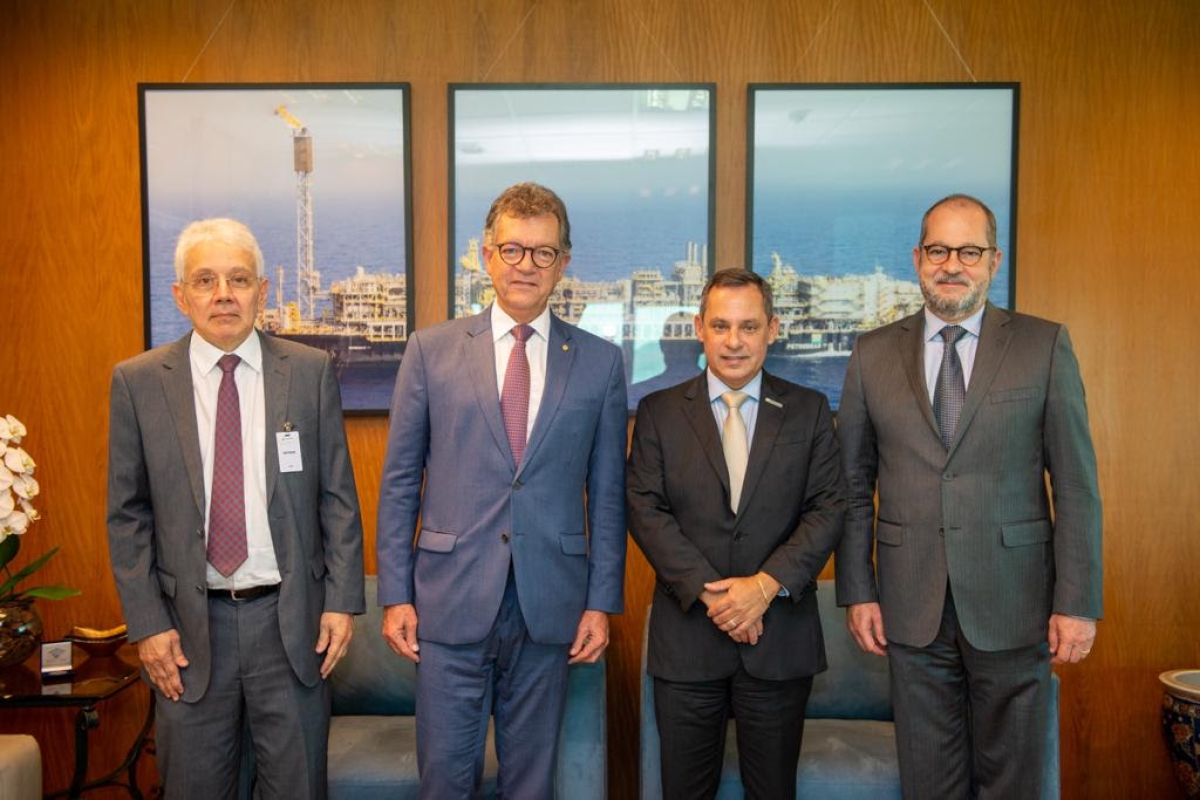 Laércio Oliveira se reúne com presidente da Petrobras para tratar do Sergipe Águas Profundas - Foto: Site Laércio Oliveira