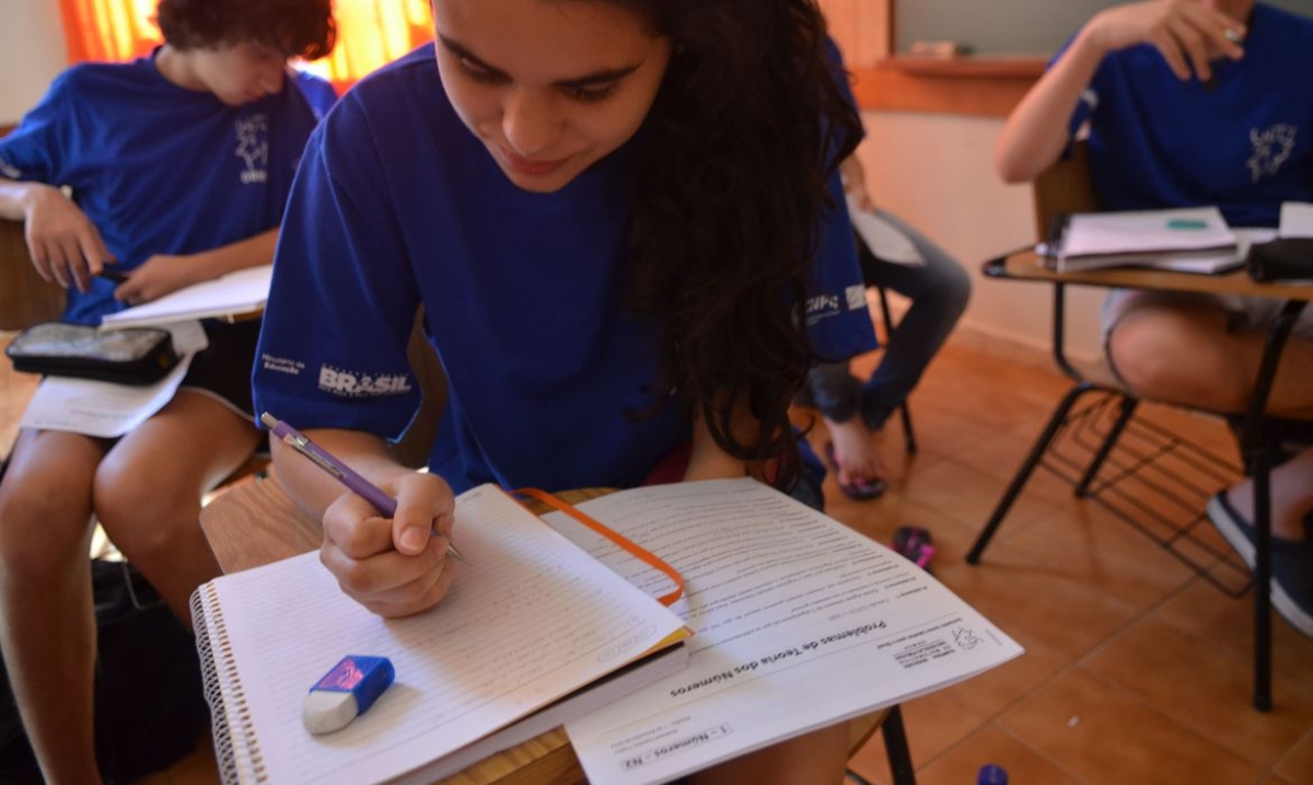Portaria libera R$ 169,2 mi para ensino médio integral em 9 estados - Foto: Agência Brasil