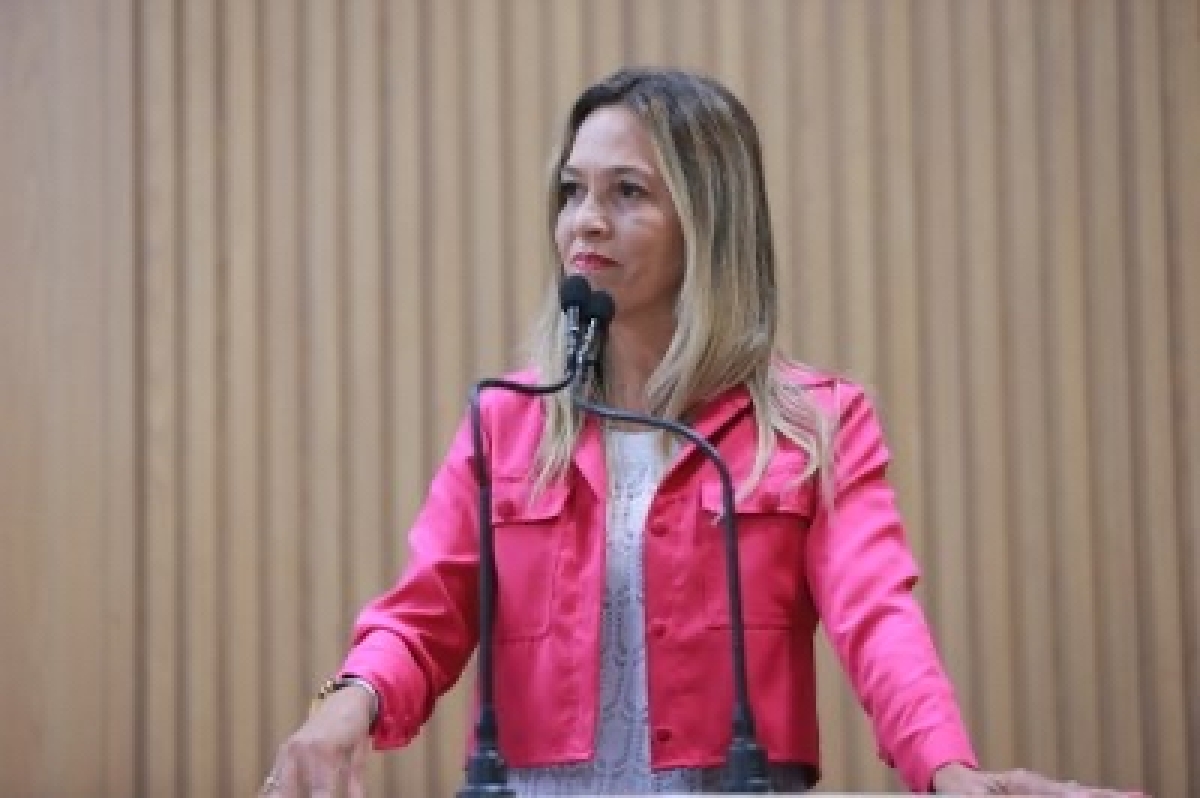 Sheyla Galba alerta para infestação de caramujos na Zona Sul de Aracaju - Foto: Assessoria Sheyla Galba